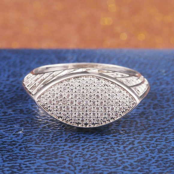 925 Silver Round Cut White Sapphire Ring New - Picture 2 of 5